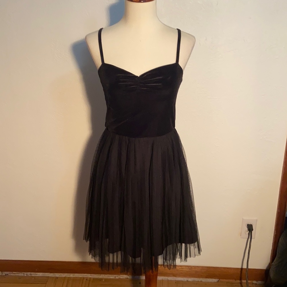 EUC… beautiful H&M prom/cocktail dress